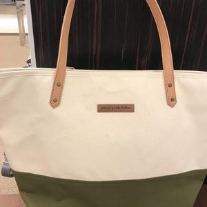 Petunia pickle bottom bag. NWT